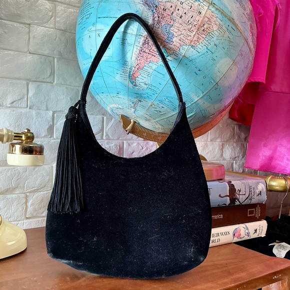 Vintage 90s Y2K Black Suede Hobo Shoulder Bag with Tassel Detail - Picture 4 of 13